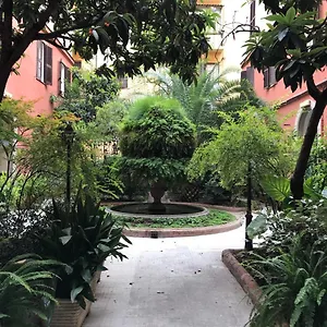 Hotel Korean Sonata, Rom